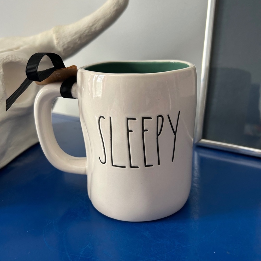 Rae Dunn Disney Snow White and the Seven Dwarfs Sleepy Mug - Picture 2 of 7